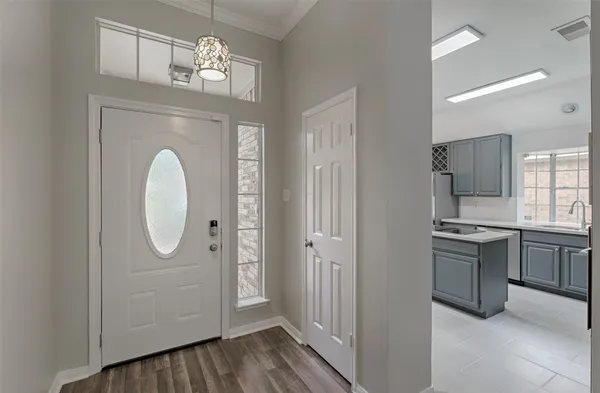$2,200 | 4230 Mountain Peak Way, Kingwood, TX 77345
