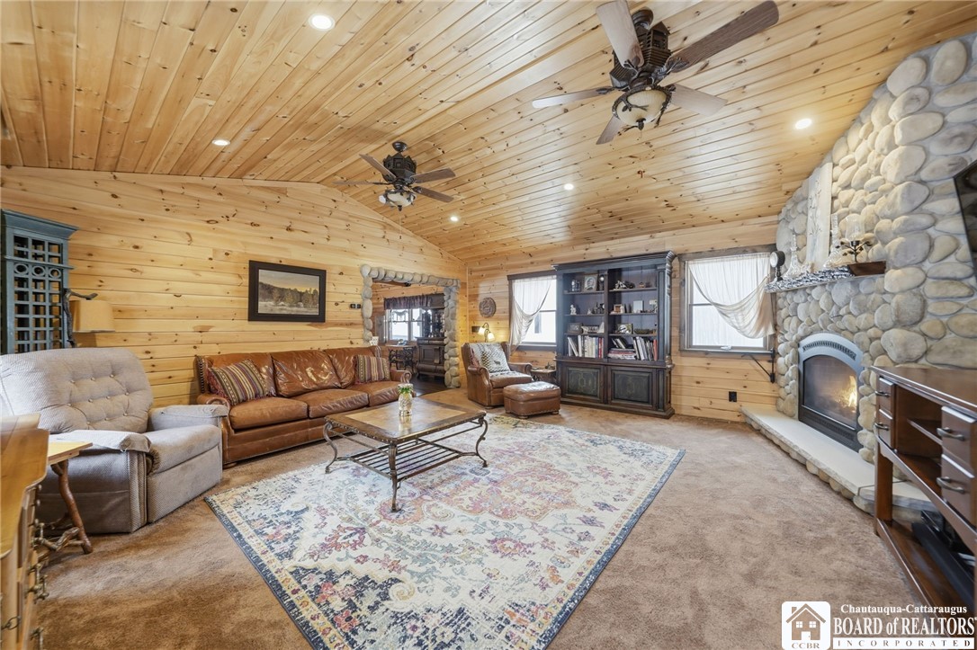 11075 Carpenter Road Wales, NY 14139 - Photo 3 of 50