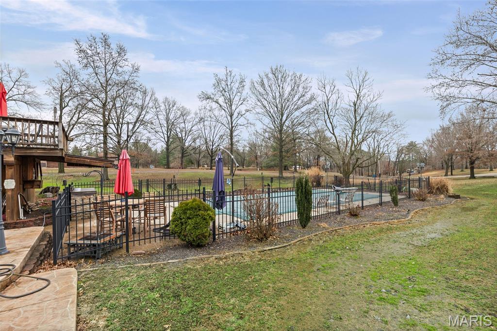 2039 Shook Lane Centralia, IL 62801 - Photo 11 of 63