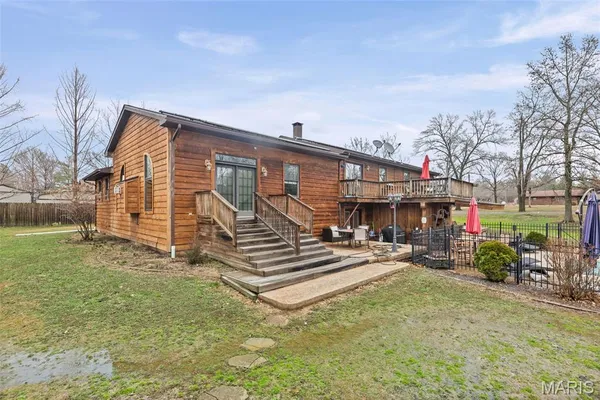 $375,000 | 2039 Shook Lane, Centralia, IL 62801
