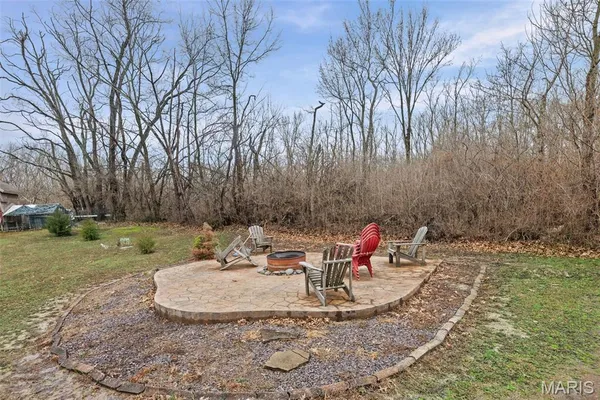 $375,000 | 2039 Shook Lane, Centralia, IL 62801