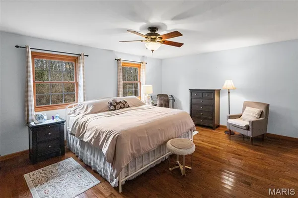 $375,000 | 2039 Shook Lane, Centralia, IL 62801