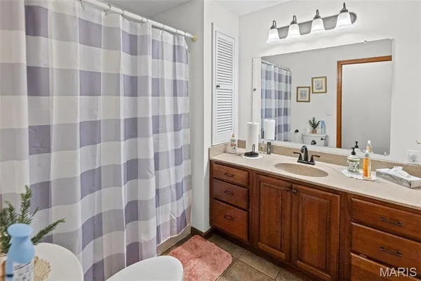 $375,000 | 2039 Shook Lane, Centralia, IL 62801