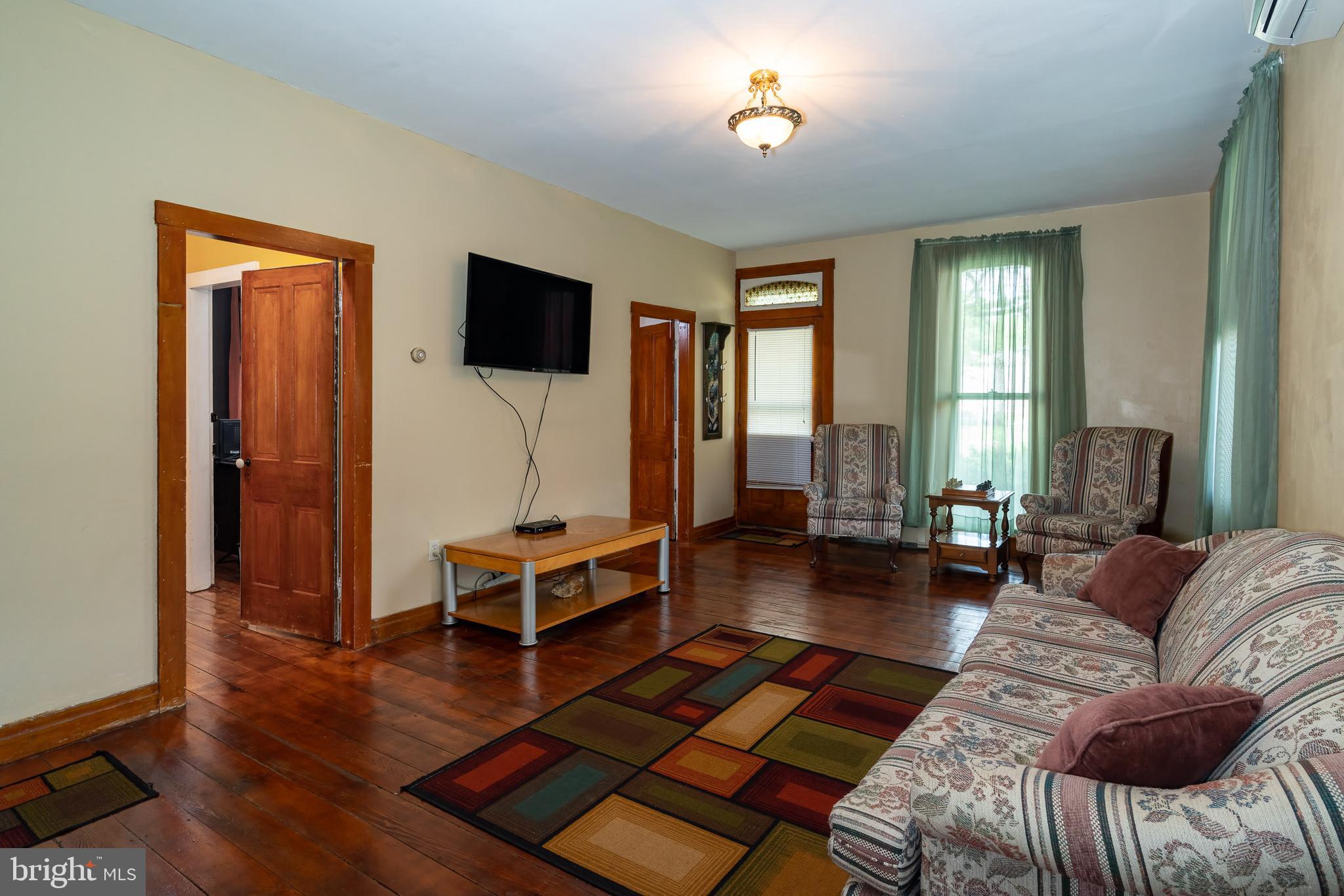 2227 Meadow View Road Manheim, PA 17545 - Photo 16 of 40