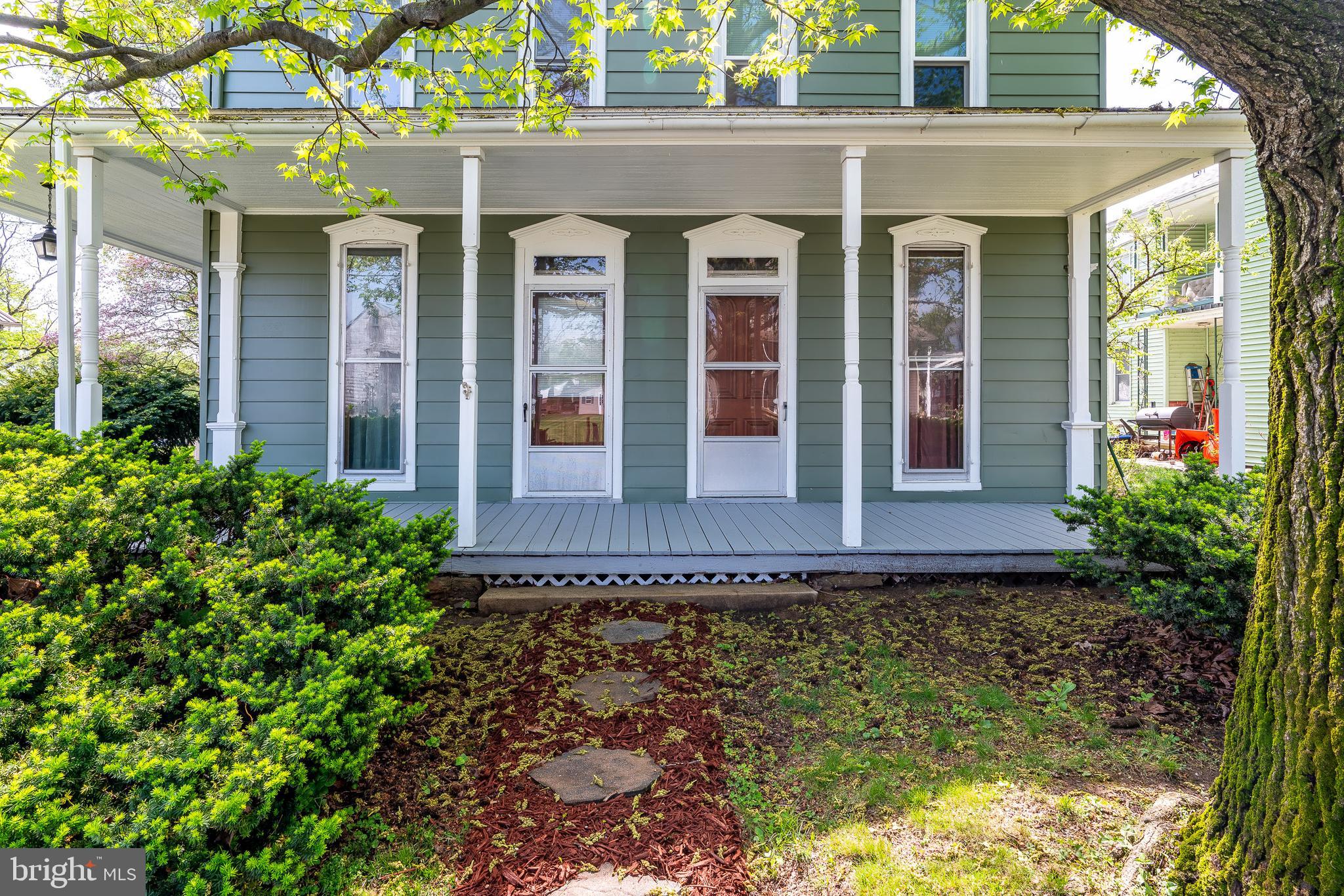 2227 Meadow View Road Manheim, PA 17545 - Photo 3 of 40