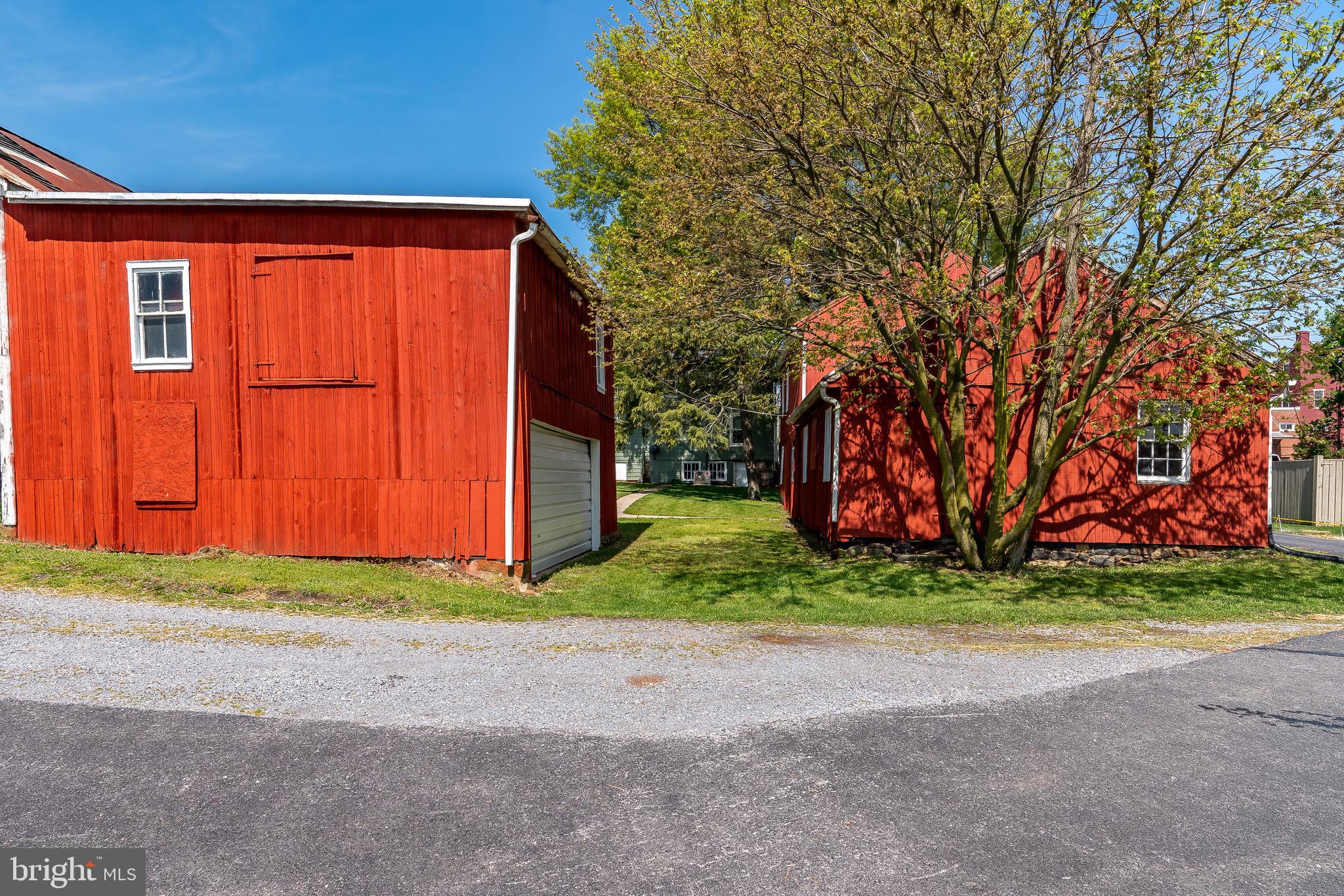 2227 Meadow View Road Manheim, PA 17545 - Photo 10 of 40