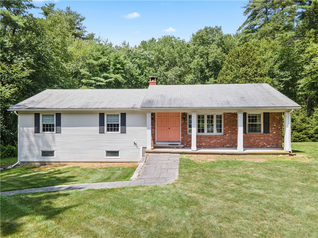 37 Mary Elizabeth Road Scituate, RI 02857 - Photo 1 of 33