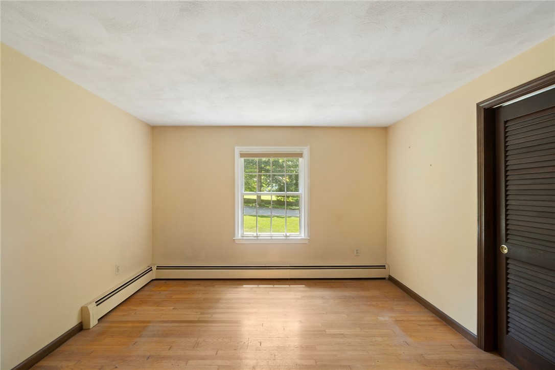 37 Mary Elizabeth Road Scituate, RI 02857 - Photo 23 of 33
