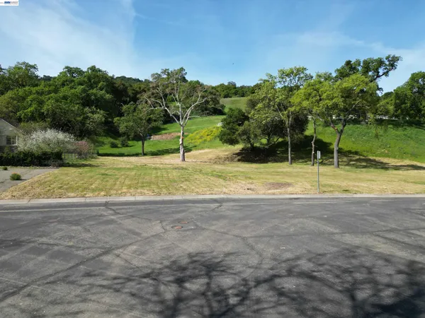 $1,765,000 | 8278 Sassafras Court, Pleasanton, CA 94566