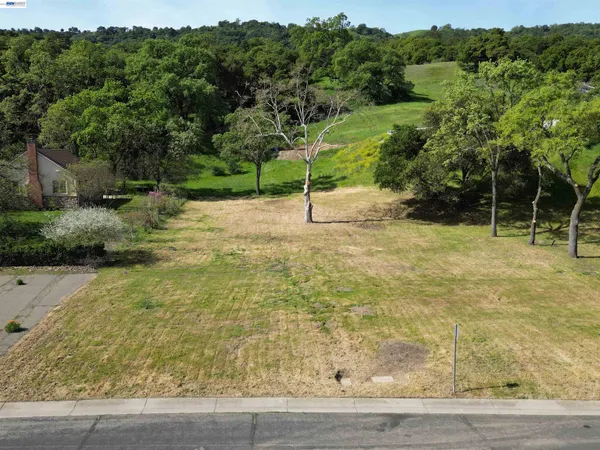 $1,765,000 | 8278 Sassafras Court, Pleasanton, CA 94566