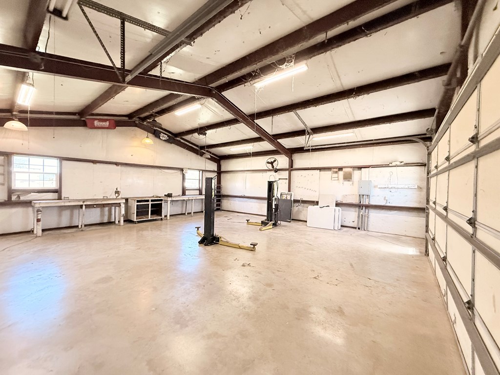 125 Henderson Branch Road West Ingram, TX 78025 - Photo 8 of 28