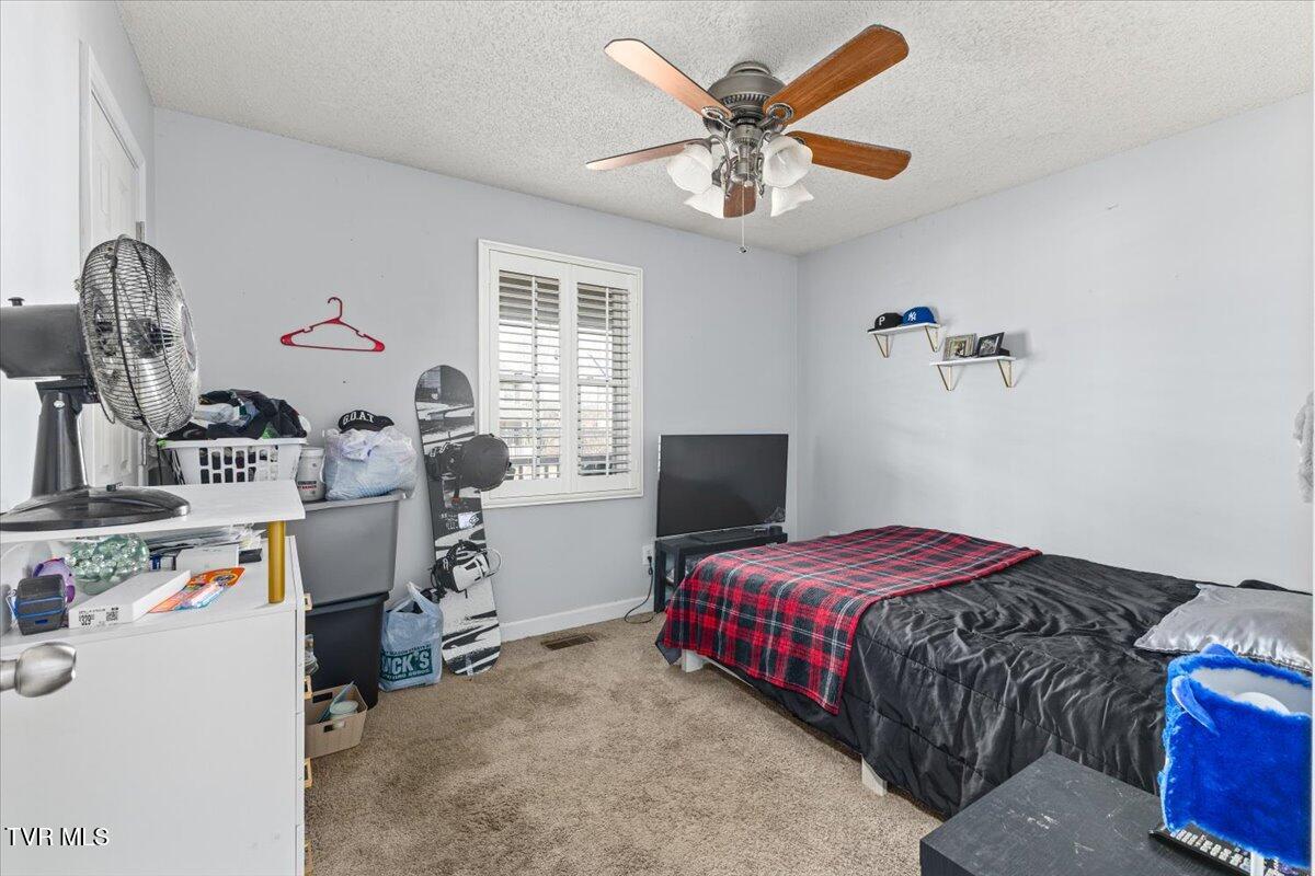 1069 Snowden Terrace Johnson City, TN 37601 - Photo 16 of 31 16-128A4472