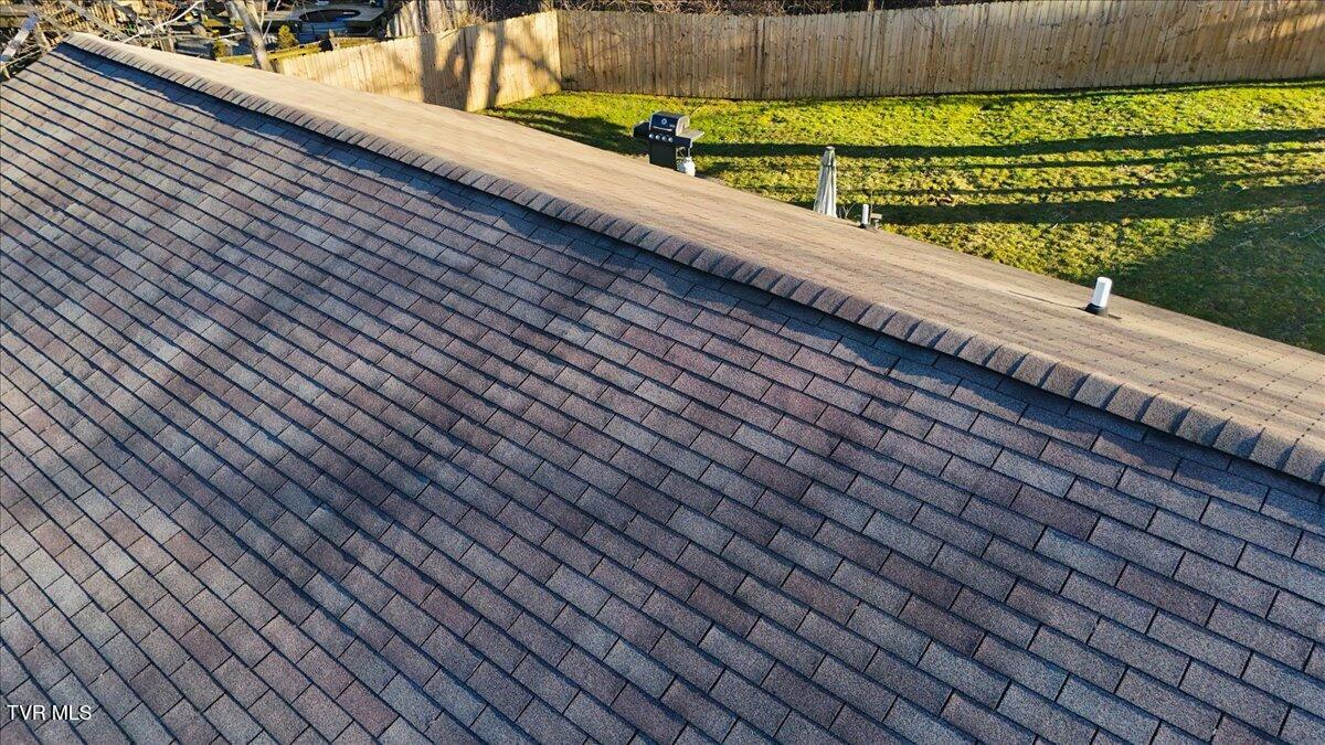 1069 Snowden Terrace Johnson City, TN 37601 - Photo 17 of 31 29-DJI_20260216164441_0340_D