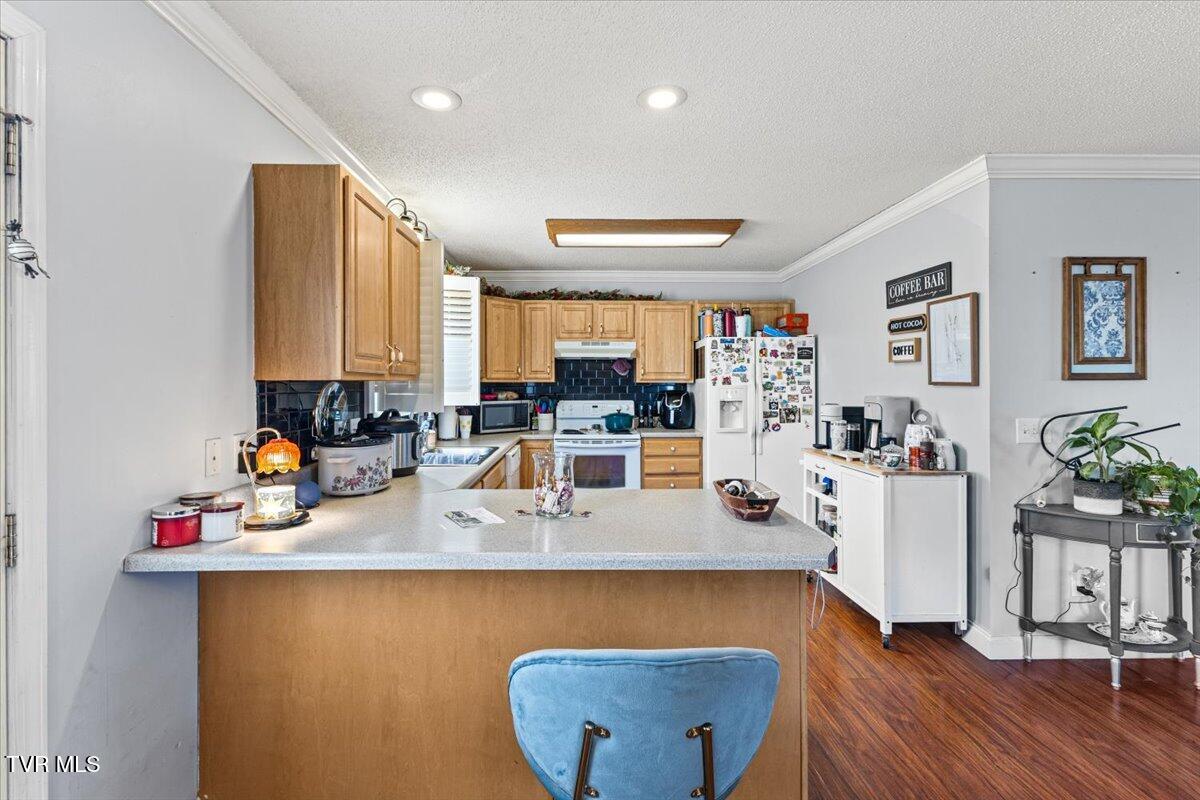 1069 Snowden Terrace Johnson City, TN 37601 - Photo 2 of 31 14-128A4506