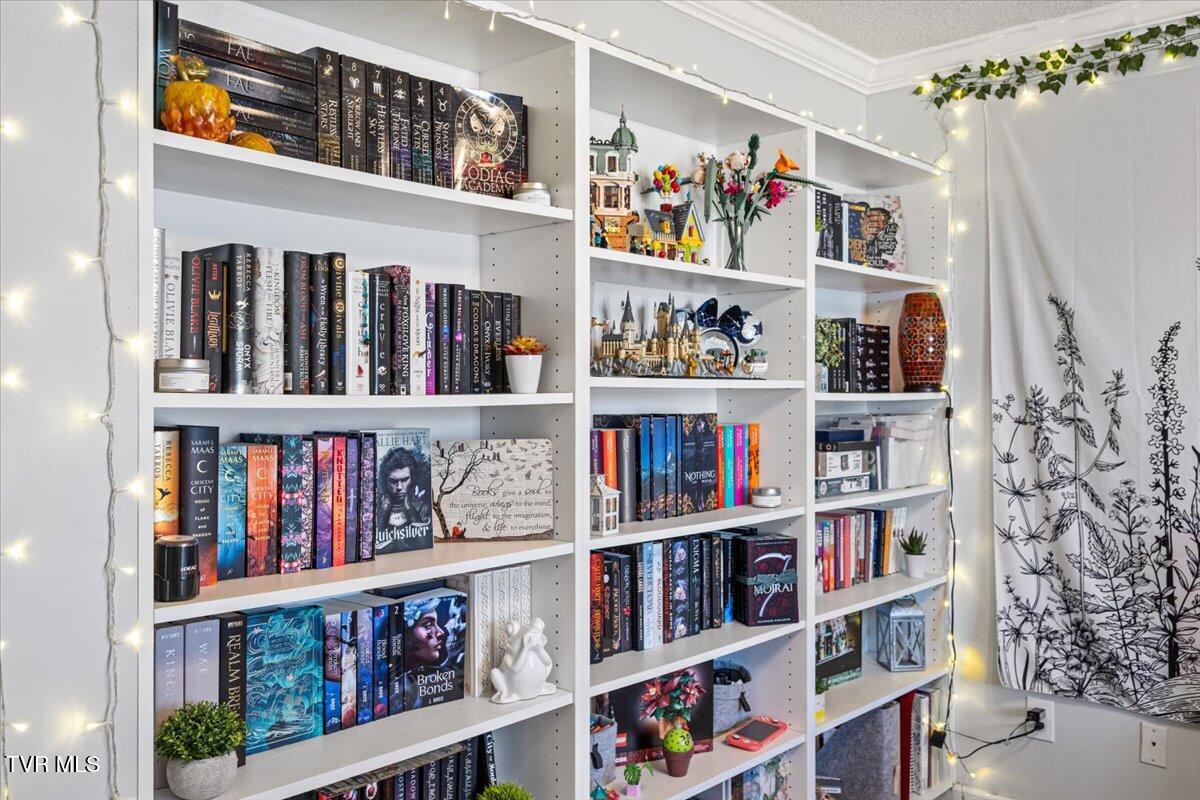 1069 Snowden Terrace Johnson City, TN 37601 - Photo 8 of 31 20-128A4529