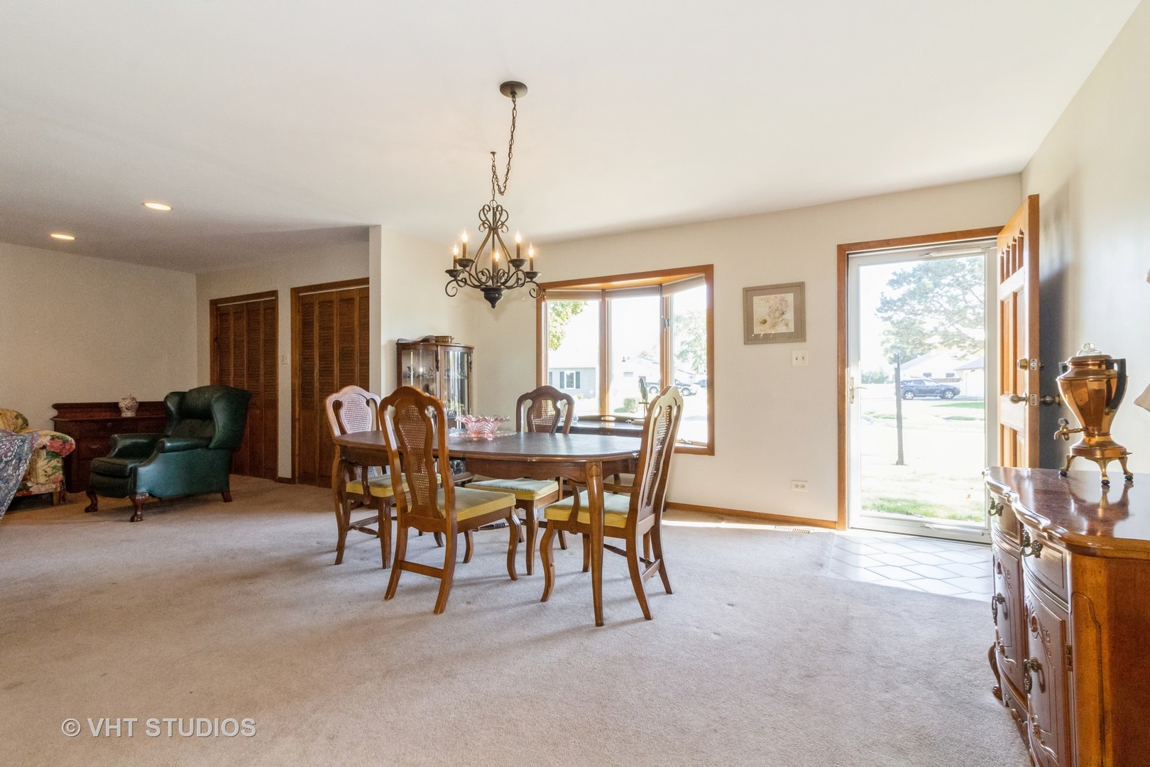 520 Camden Avenue Romeoville, IL 60446 - Photo 4 of 26 Gallery Image 4