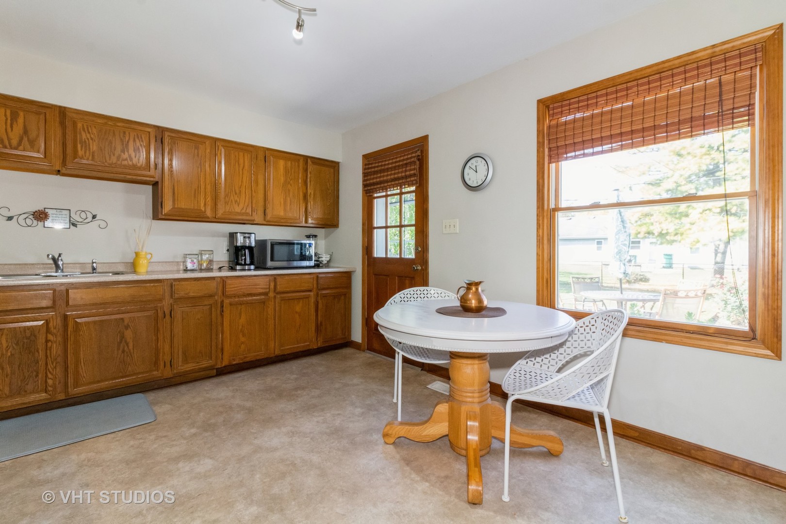 520 Camden Avenue Romeoville, IL 60446 - Photo 9 of 26 Gallery Image 9