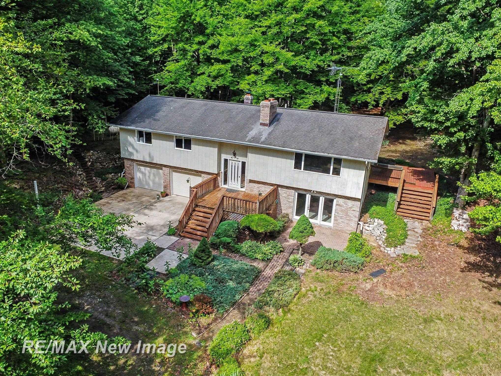4093 Pruess Road Freeland, MI 48623 - Photo 45 of 53