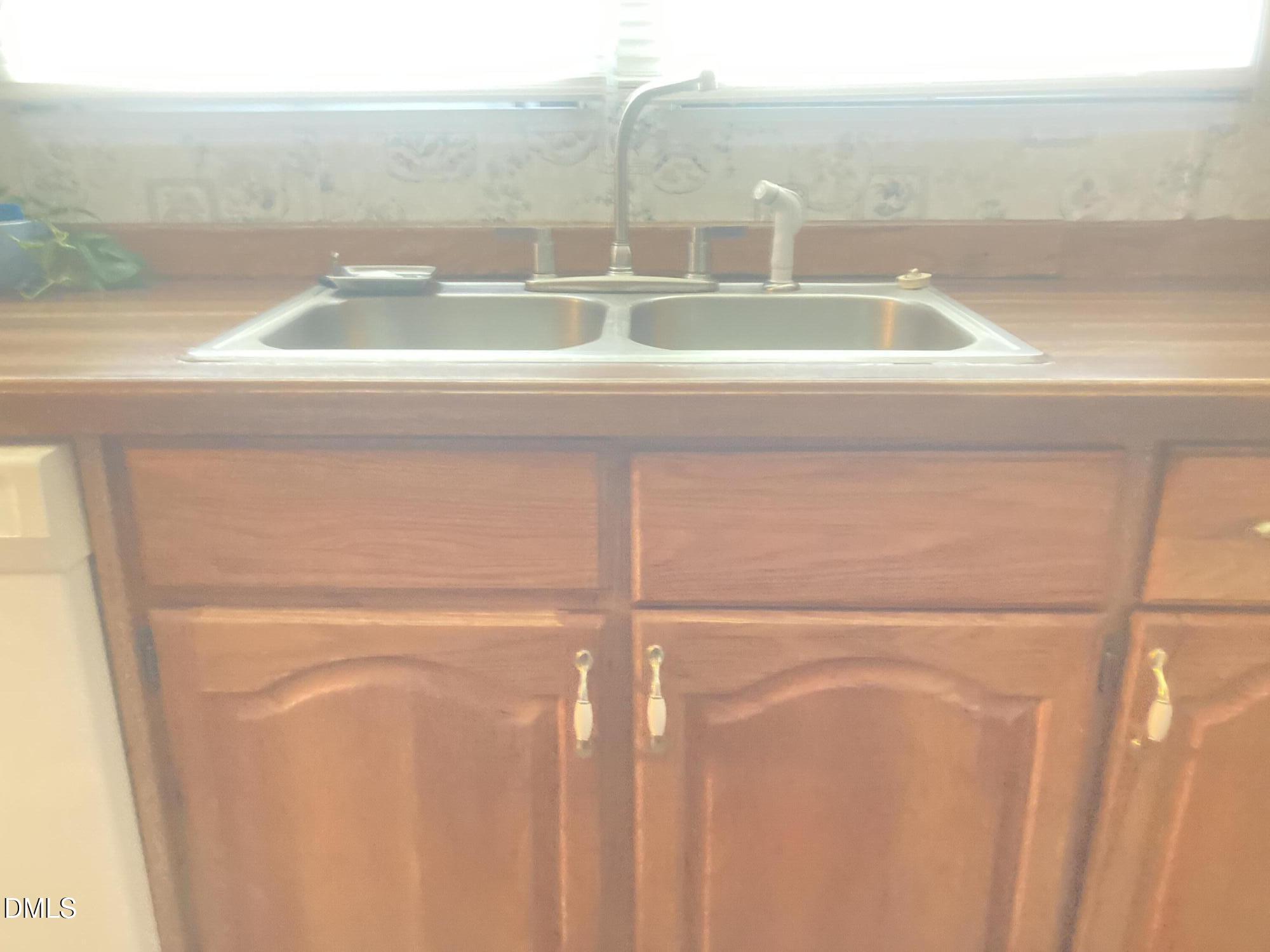 1586 Gum Swamp Church Road Greenville, NC 27834 - Photo 27 of 93 a close view of sink