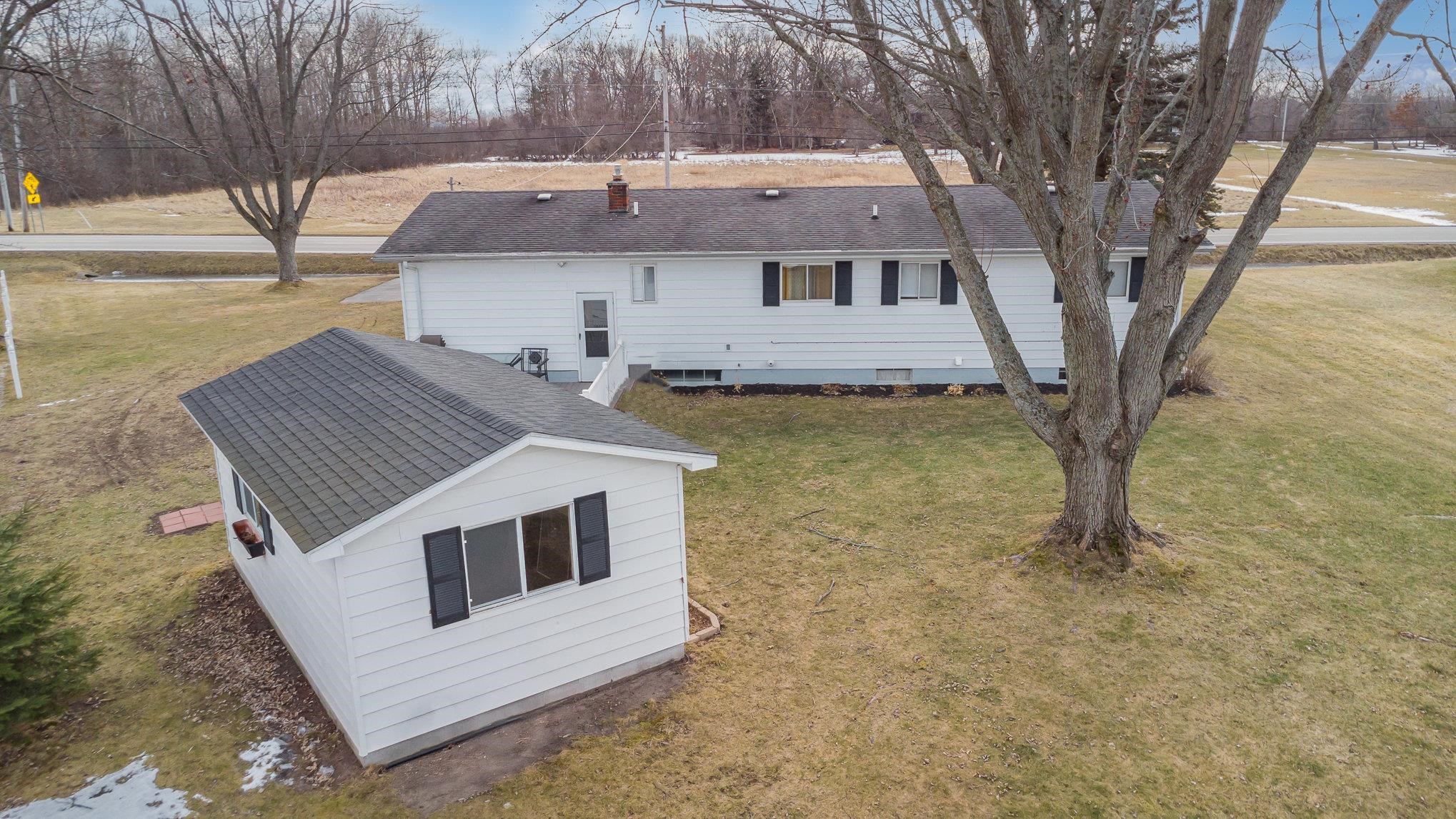 4353 Wheeler Road Bay City, MI 48706 - Photo 18 of 21 Gallery Image 18