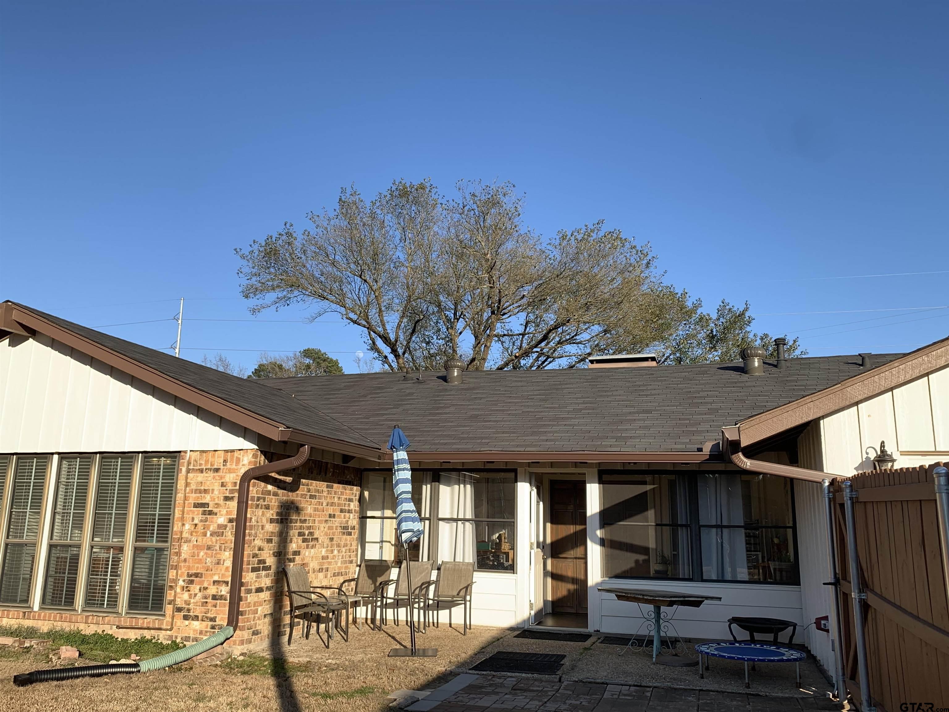 800 Neches Drive Tyler, TX 75702 - Photo 26 of 26 a porch with seating space
