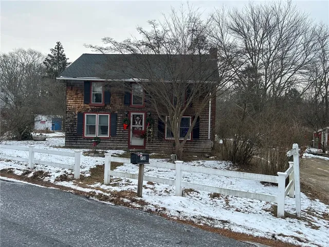 $499,000 | 750 Old Baptist Road, North Kingstown, RI 02852
