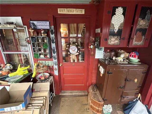 $499,000 | 750 Old Baptist Road, North Kingstown, RI 02852