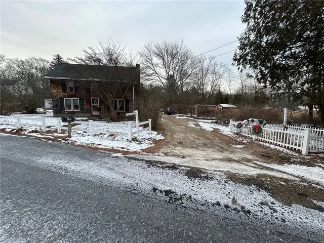 $499,000 | 750 Old Baptist Road, North Kingstown, RI 02852