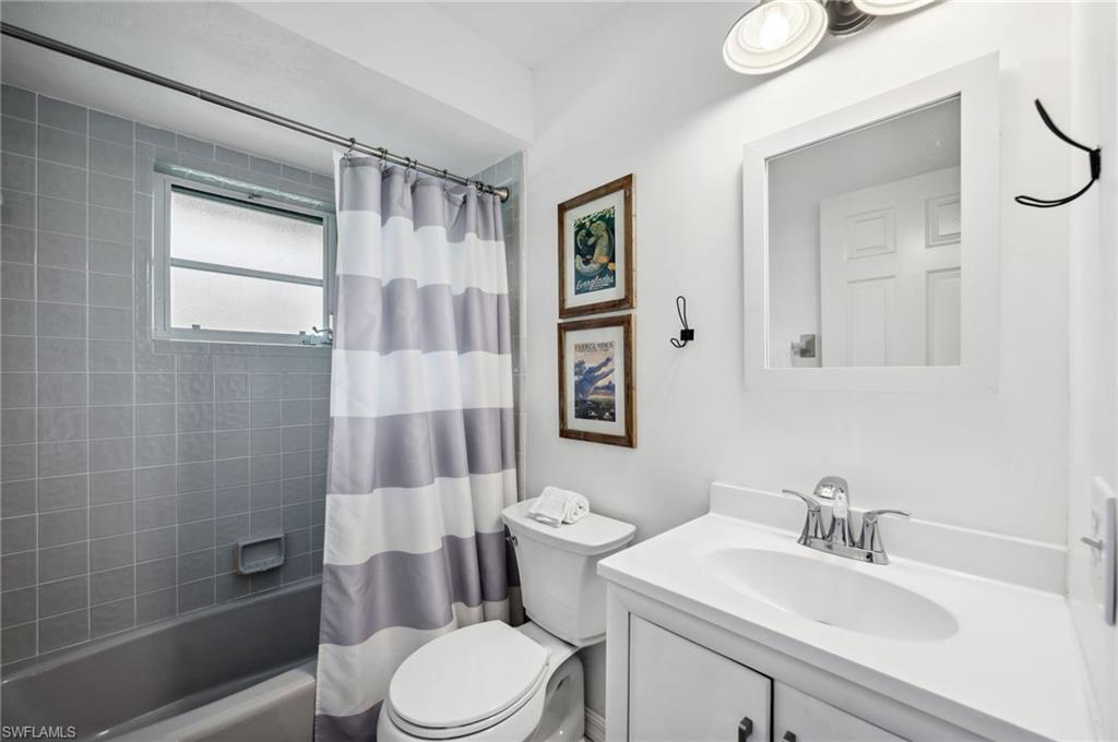 118 Palmetto Dunes Circle Naples, FL 34113 - Photo 23 of 31 Bath 2