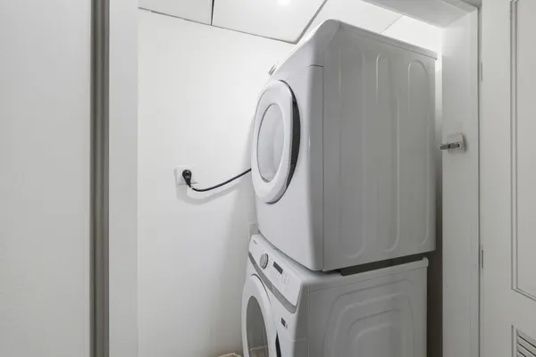 $6,900 | 1017 Park Avenue, Unit G, Hoboken, NJ 07030