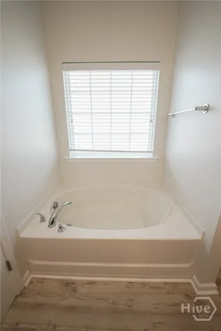 $2,400 | 109 Savannah Lane, Richmond Hill, GA 31324