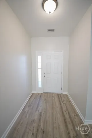 $2,400 | 109 Savannah Lane, Richmond Hill, GA 31324