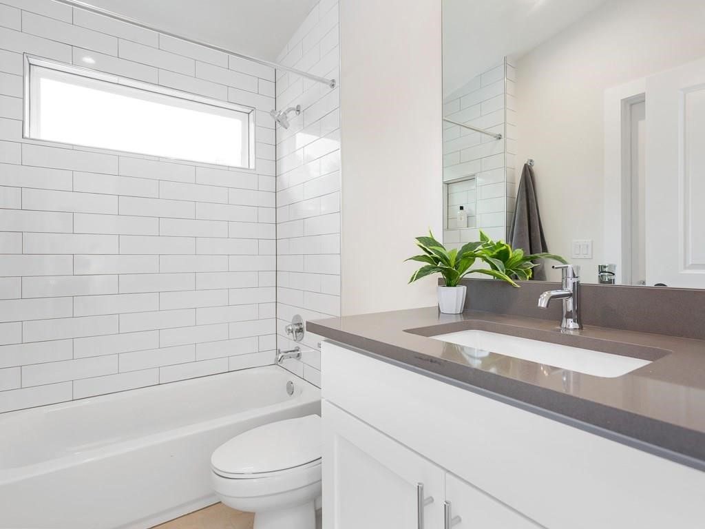 1111 Brookswood Avenue, Unit A Austin, TX 78721 - Photo 18 of 21 Shared bath
