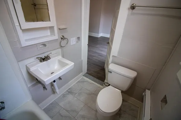 $845 | 1012 Campbell Avenue Southwest, Unit C, Roanoke, VA 24016