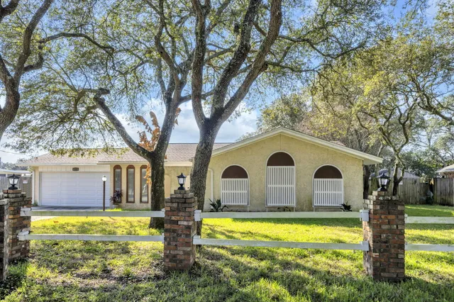 $384,900 | 101 Newcastle Circle, Fort Walton Beach, FL 32547