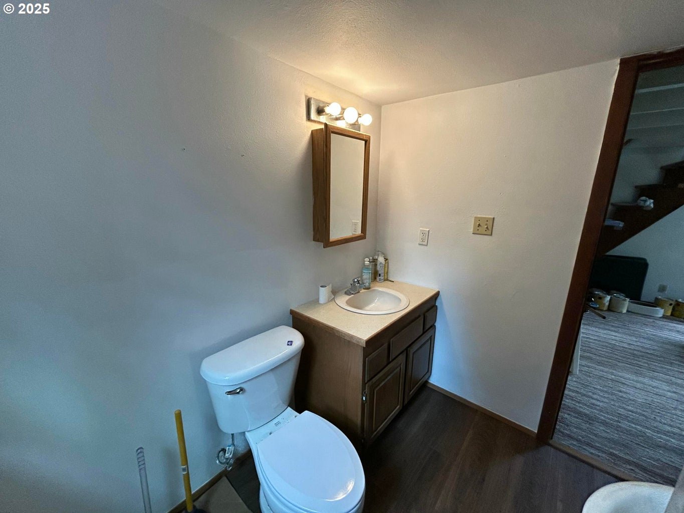8250 Kilchis River Road Tillamook, OR 97141 - Photo 14 of 41 Gallery Image 14