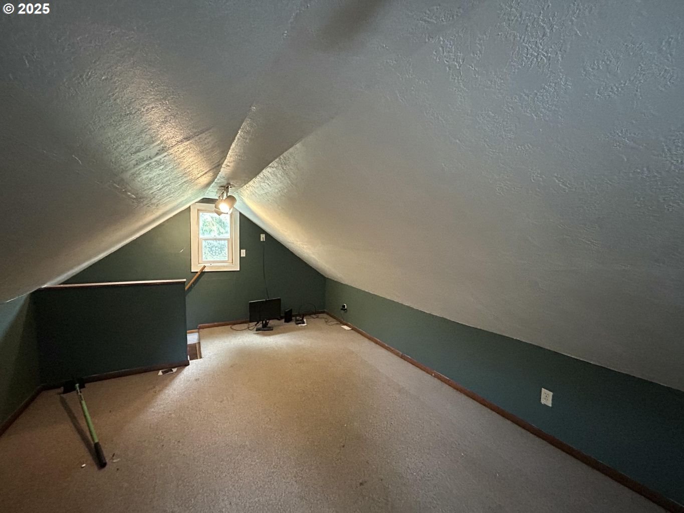 8250 Kilchis River Road Tillamook, OR 97141 - Photo 21 of 41 Gallery Image 21
