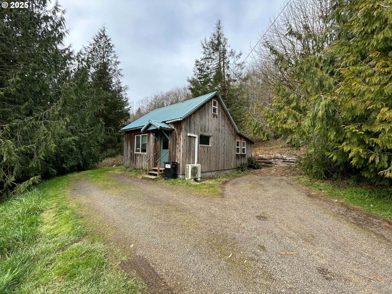 8250 Kilchis River Road Tillamook, OR 97141 - Photo 29 of 41 Gallery Image 29