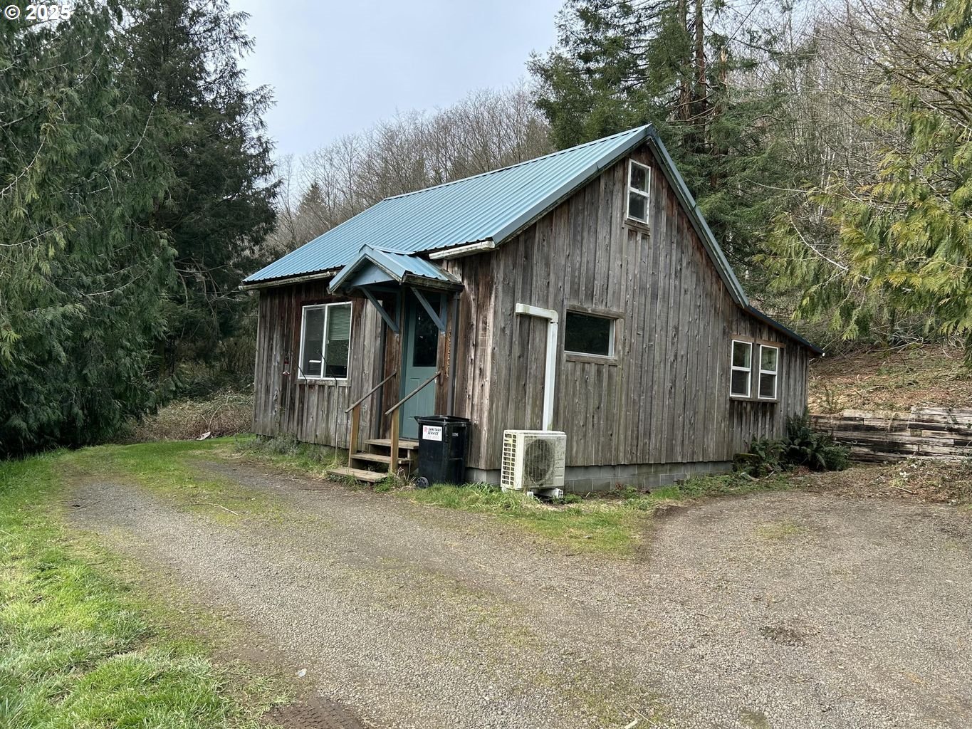 8250 Kilchis River Road Tillamook, OR 97141 - Photo 3 of 41 Gallery Image 3