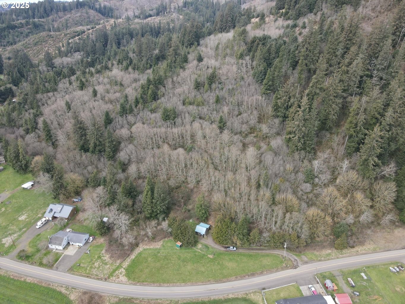 8250 Kilchis River Road Tillamook, OR 97141 - Photo 33 of 41 Gallery Image 33