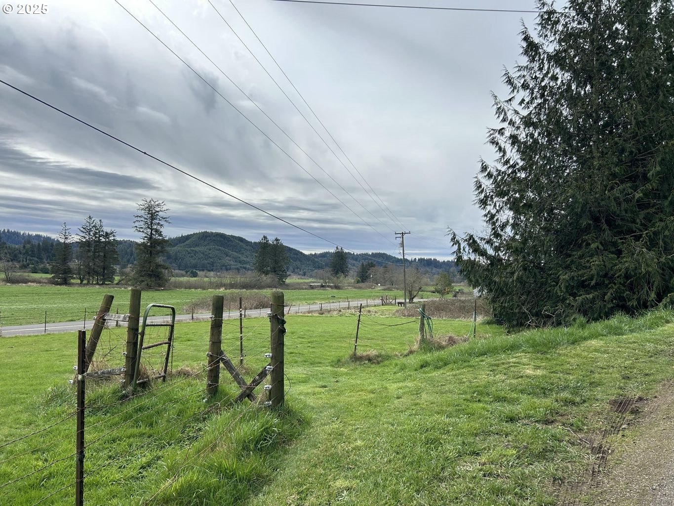 8250 Kilchis River Road Tillamook, OR 97141 - Photo 36 of 41 Gallery Image 36