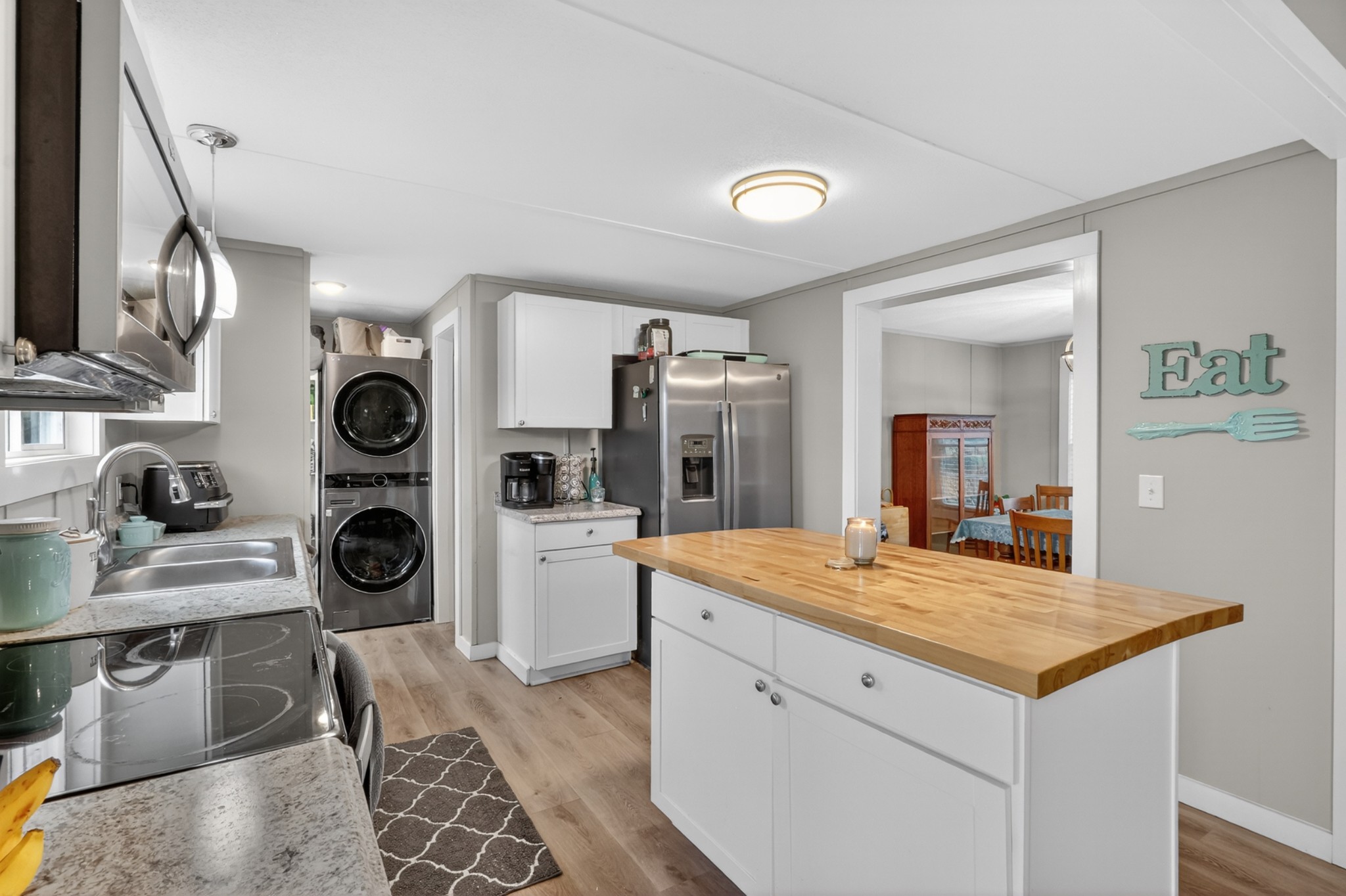 177 Mitchell Road Portland, TN 37148 - Photo 10 of 34 a view of a kitchen sink and stove
