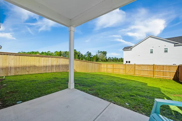 $374,900 | 302 Chapman Circle, Goose Creek, SC 29445