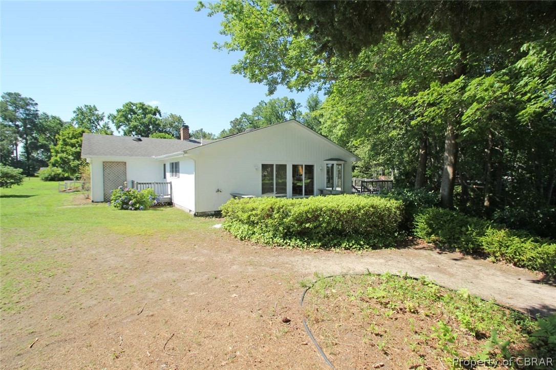 1621 Locust Grove Road Topping, VA 23169 - Photo 2 of 48 Side View of the Home & Yard