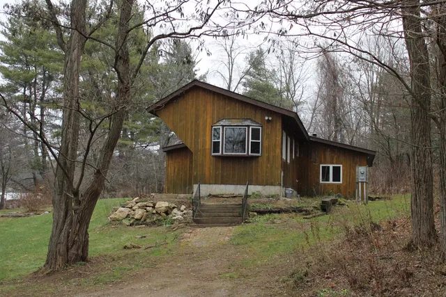 $215,000 | 634 Stevens Road, Pittsford, VT 05763