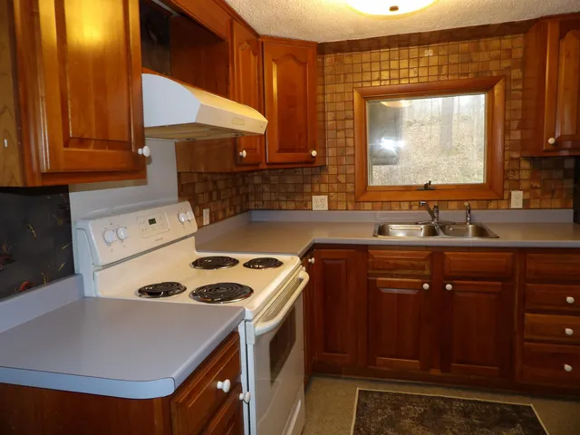 $215,000 | 634 Stevens Road, Pittsford, VT 05763