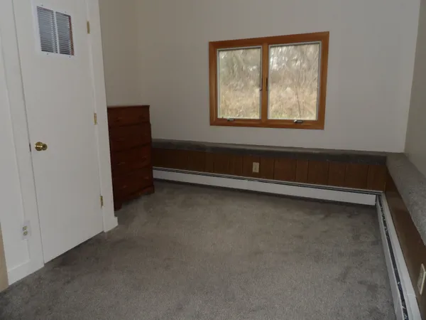 $215,000 | 634 Stevens Road, Pittsford, VT 05763