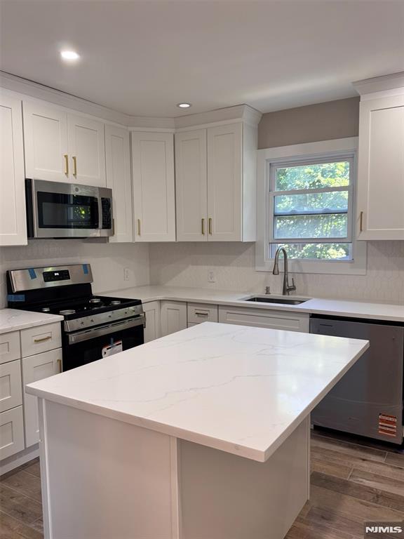 72 Chestnut Street, Unit 2R Montclair, NJ 07042 - Photo 8 of 14
