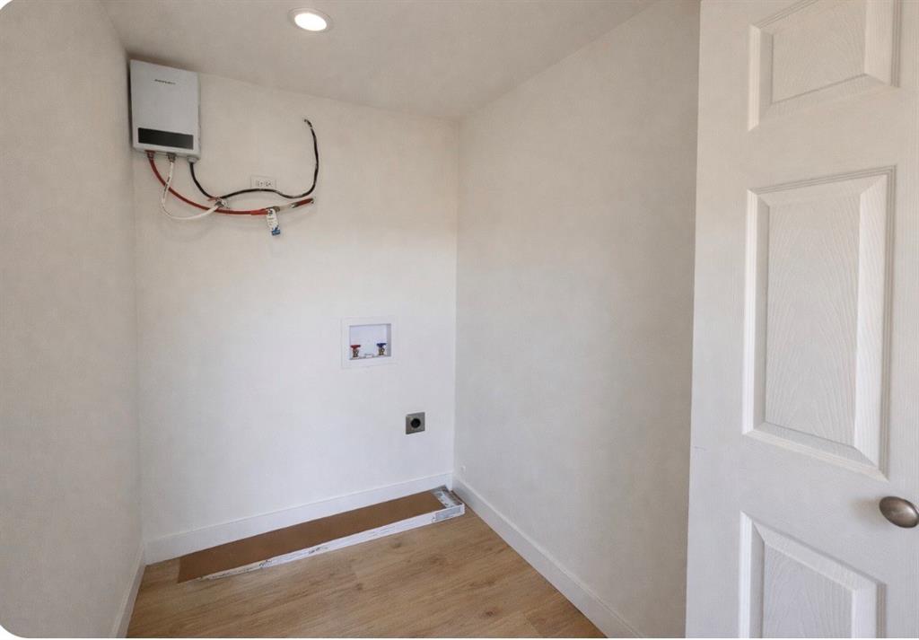 2739 Lawrence Street Dallas, TX 75215 - Photo 4 of 12