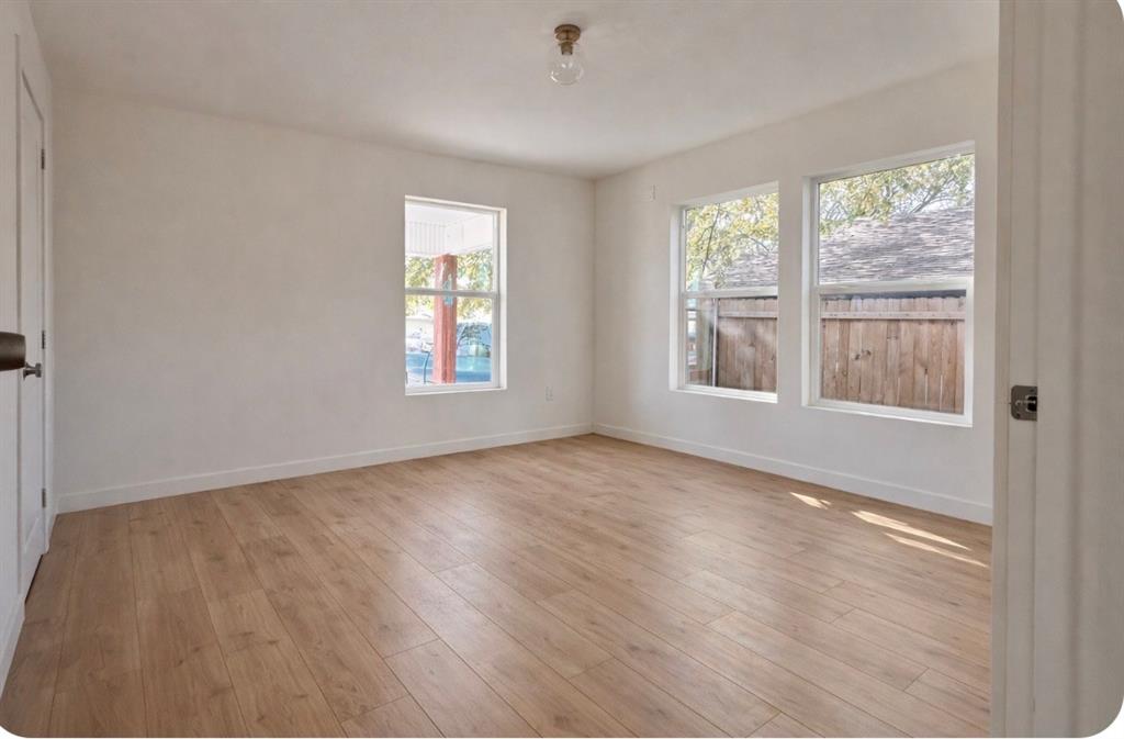 2739 Lawrence Street Dallas, TX 75215 - Photo 9 of 12